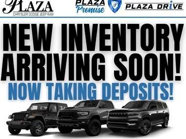 CHRYSLER TOWN AND COUNTRY 2015 2C4RC1BG8FR589571 image